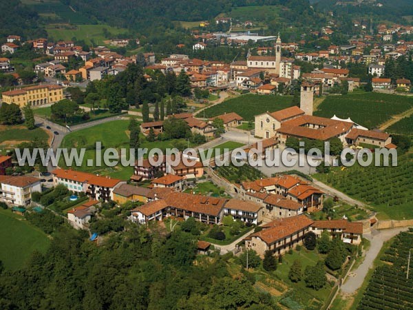 Photo aérienne de Almenno San Salvatore