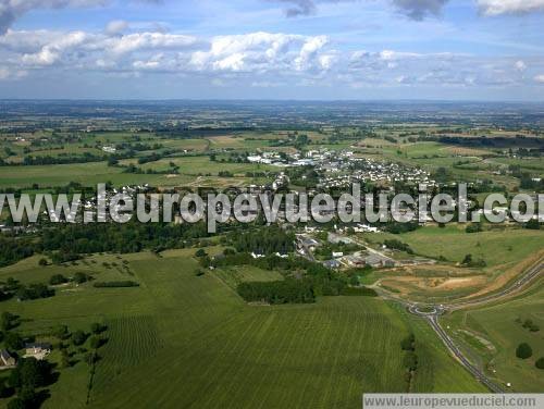 Photo aérienne de Lassay-les-Chteaux