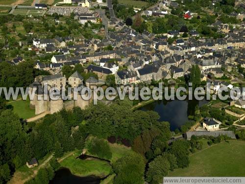 Photo aérienne de Lassay-les-Chteaux