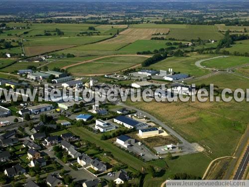 Photo aérienne de Lassay-les-Chteaux