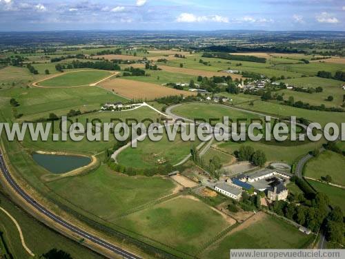 Photo aérienne de Lassay-les-Chteaux