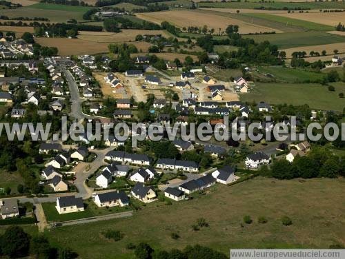 Photo aérienne de Quelaines-Saint-Gault