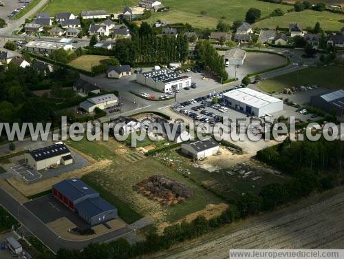 Photo aérienne de Quelaines-Saint-Gault