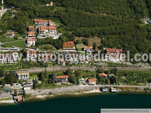 Photo aérienne de Varenna