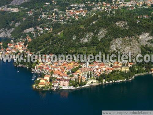 Photo aérienne de Varenna