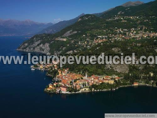 Photo aérienne de Varenna