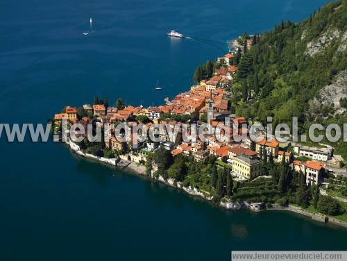 Photo aérienne de Varenna