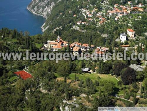 Photo aérienne de Varenna