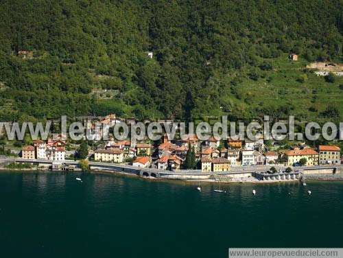 Photo aérienne de Varenna