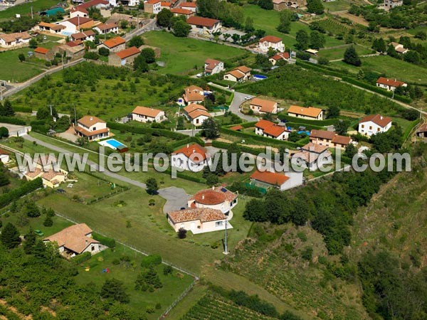 Photo aérienne de Charnas