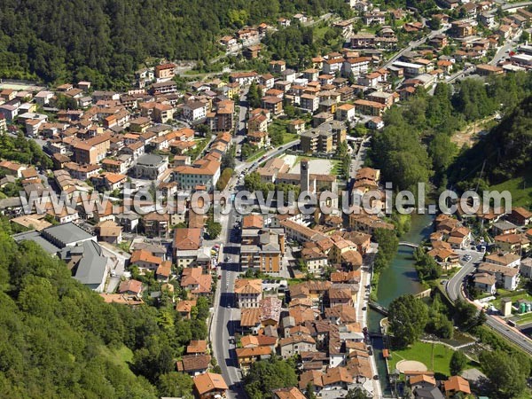 Photo aérienne de Gardone Val Trompia