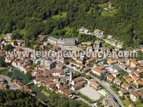 Photo aérienne de Gardone Val Trompia