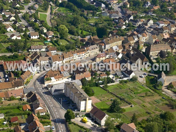 Photo aérienne de Arnay-le-Duc