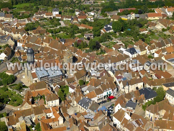 Photo aérienne de Arnay-le-Duc