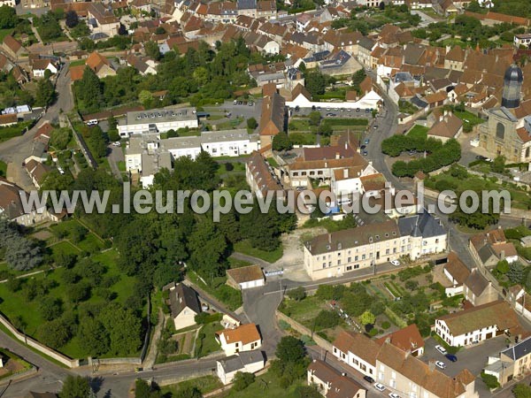 Photo aérienne de Arnay-le-Duc