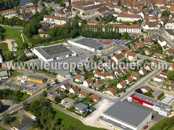 Photo aérienne de Auxonne