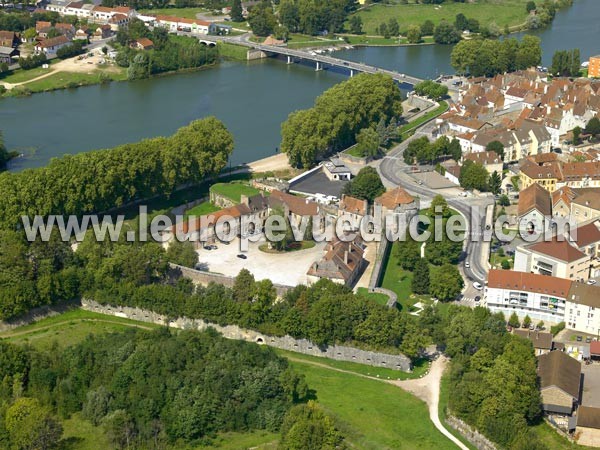 Photo aérienne de Auxonne