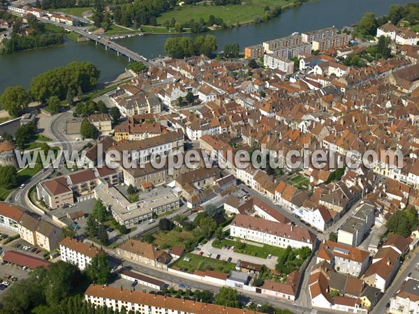 Photo aérienne de Auxonne