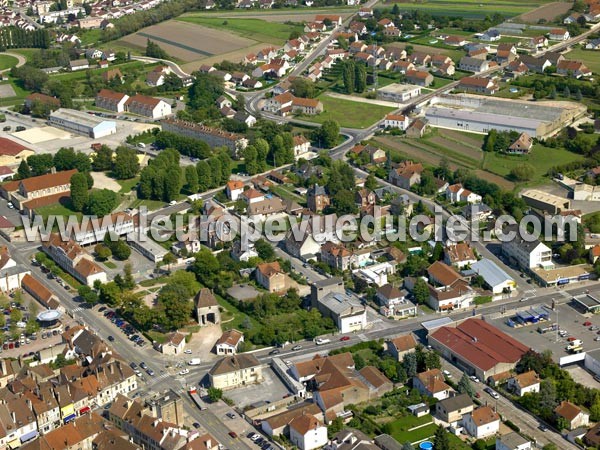 Photo aérienne de Auxonne