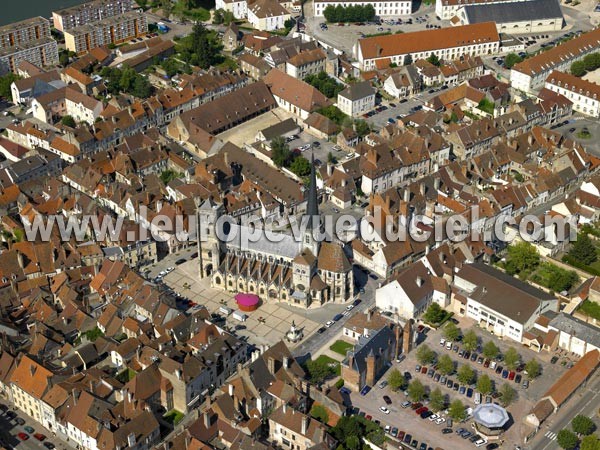 Photo aérienne de Auxonne