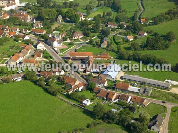 Photo aérienne de Chailly-sur-Armanon