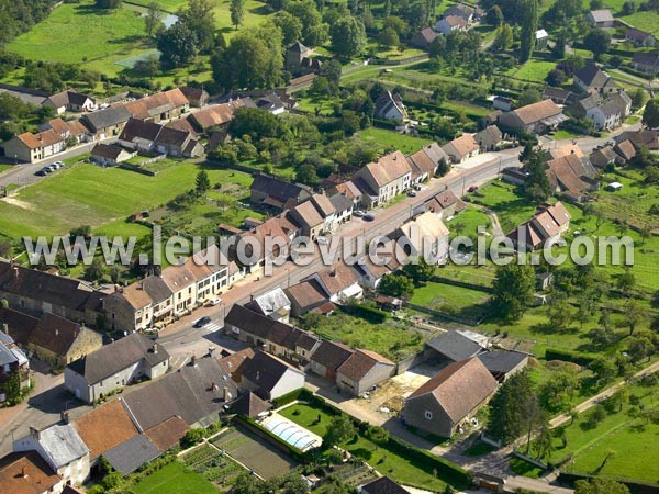 Photo aérienne de Chailly-sur-Armanon