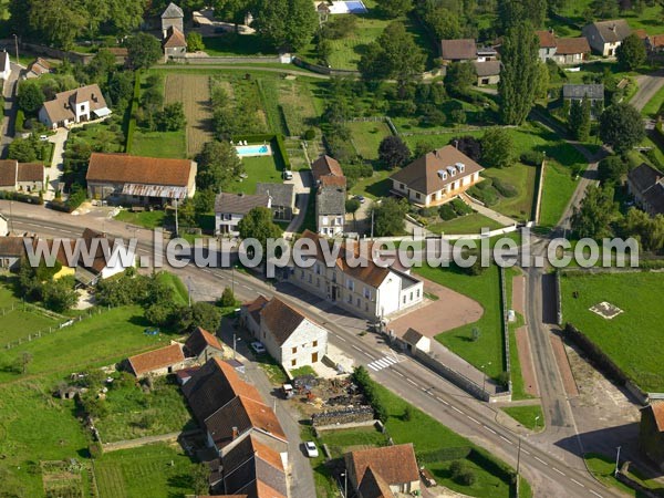 Photo aérienne de Chailly-sur-Armanon