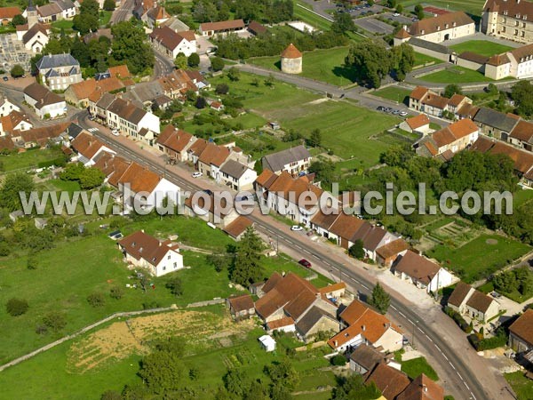 Photo aérienne de Chailly-sur-Armanon