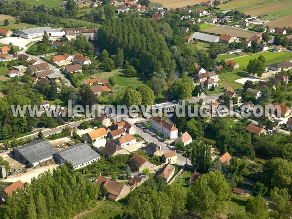 Photo aérienne de chenon