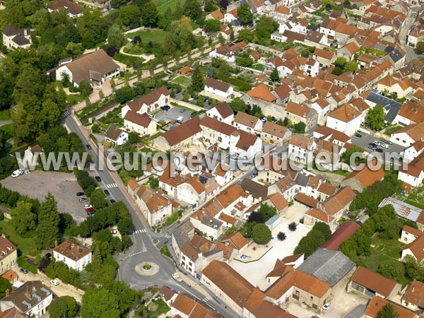 Photo aérienne de Is-sur-Tille