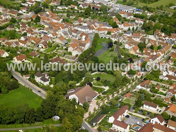 Photo aérienne de Is-sur-Tille