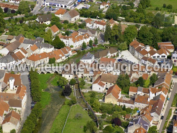 Photo aérienne de Is-sur-Tille