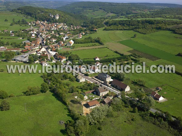 Photo aérienne de La Rochepot