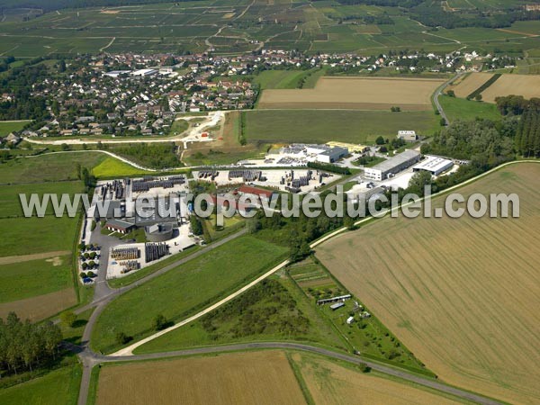 Photo aérienne de Ladoix-Serrigny