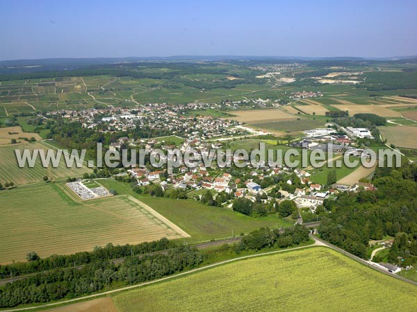 Photo aérienne de Ladoix-Serrigny