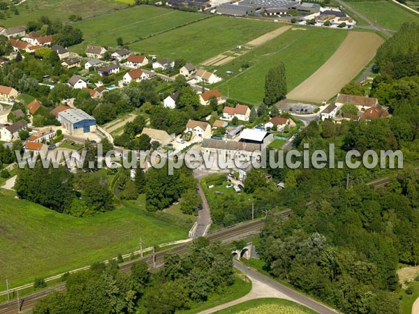 Photo aérienne de Ladoix-Serrigny