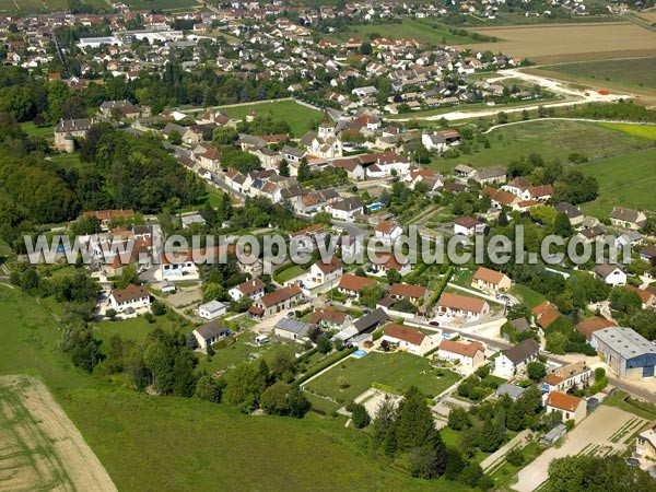 Photo aérienne de Ladoix-Serrigny