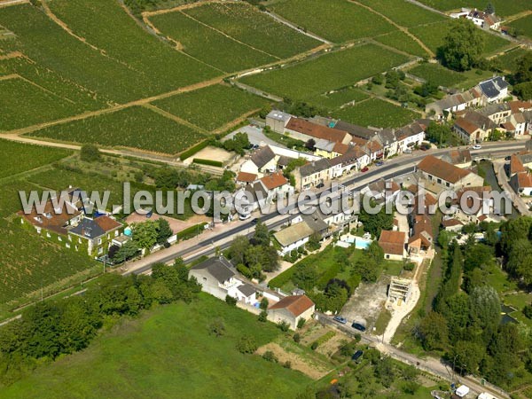 Photo aérienne de Ladoix-Serrigny