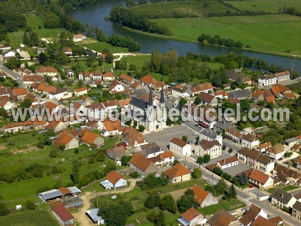 Photo aérienne de Lamarche-sur-Sane