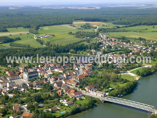 Photo aérienne de Lamarche-sur-Sane