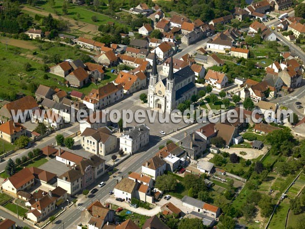 Photo aérienne de Lamarche-sur-Sane