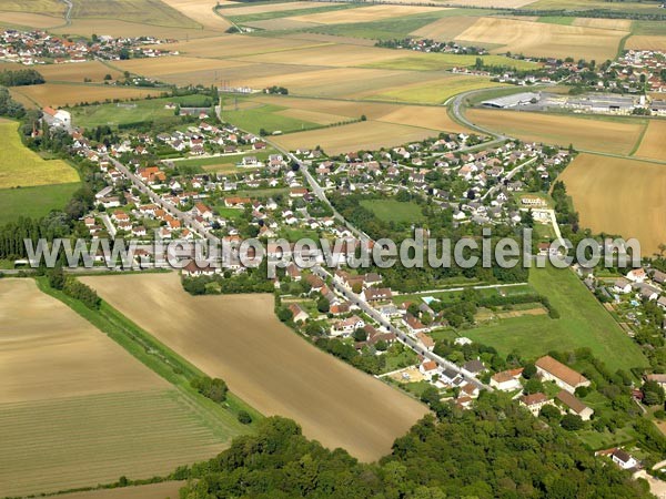 Photo aérienne de Longeault