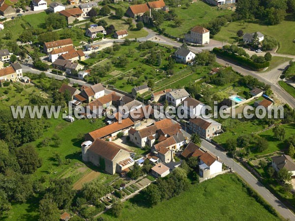 Photo aérienne de Mntreux-le-Pitois