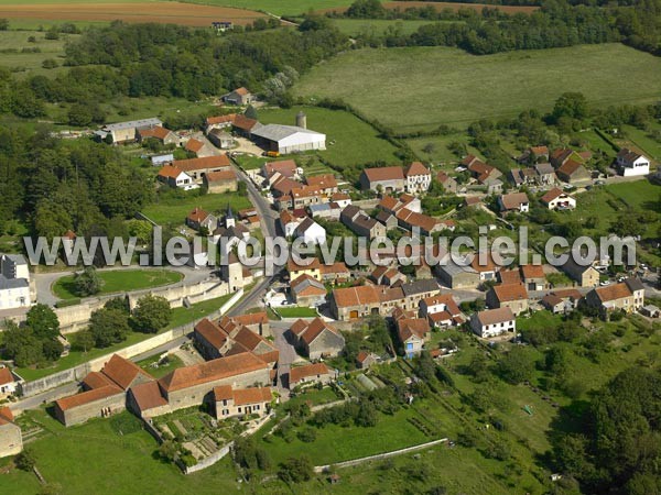 Photo aérienne de Mntreux-le-Pitois