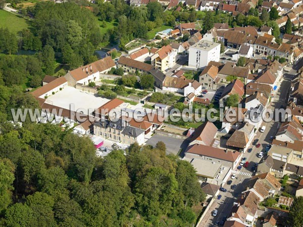 Photo aérienne de Mirebeau-sur-Bze