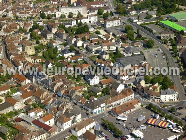 Photo aérienne de Montbard