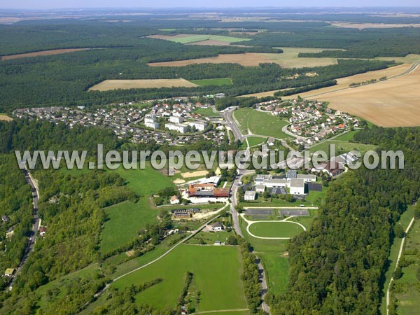 Photo aérienne de Montbard