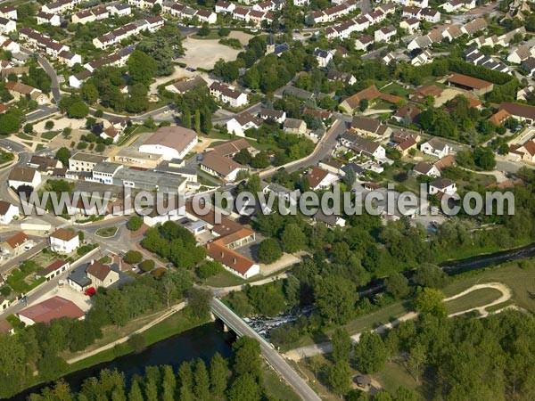 Photo aérienne de Neuilly-ls-Dijon