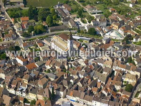 Photo aérienne de Nuits-Saint-Georges