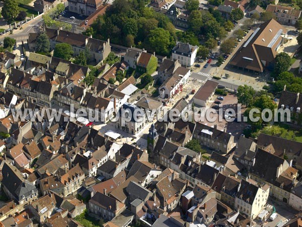 Photo aérienne de Nuits-Saint-Georges